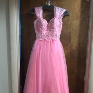 Pageant dress size 0 but has been altered